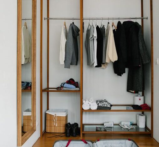 How to Store Seasonal Clothes Efficiently for a Clutter-Free Home